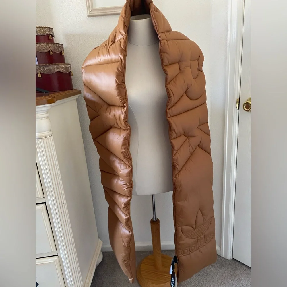Ivy Park Adidas Beyoncé Padded Scarf Brown OS NWT - Picture 3 of 5